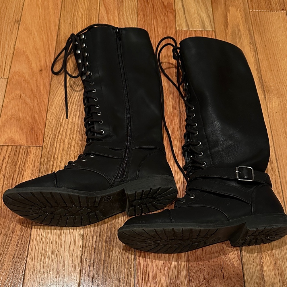 Black Lace-Up Women's Boots - Picture 2 of 9